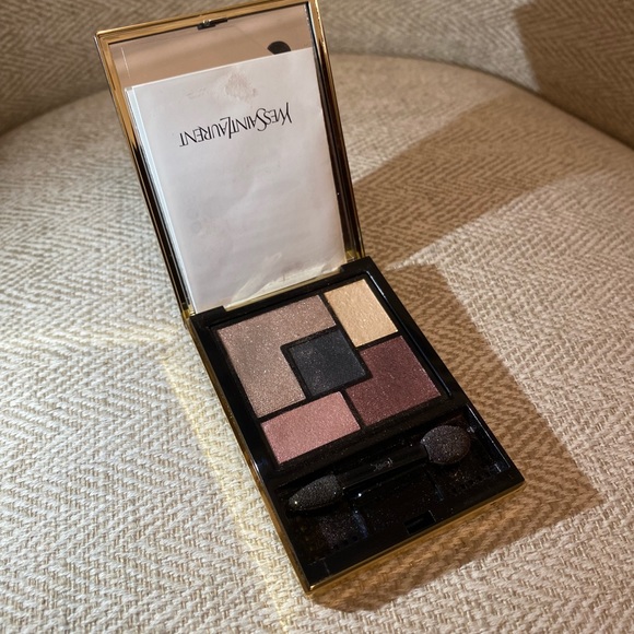 Yves Saint Laurent Couture Palette Black Addiction - Picture 4 of 8